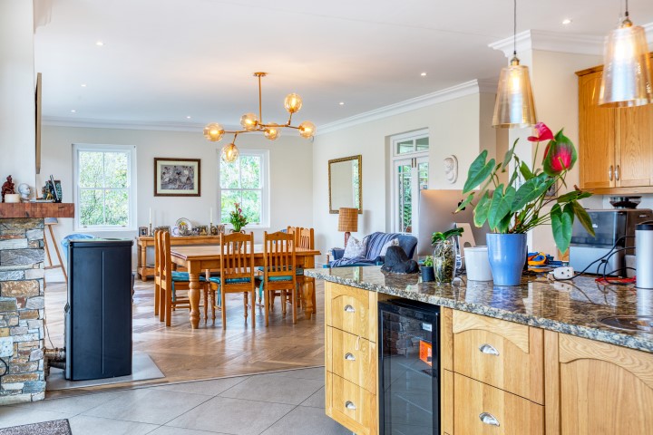 6 Bedroom Property for Sale in Constantia Western Cape